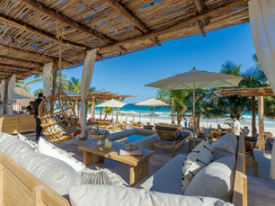 Tantra Luxury Beach Club – Lujo Frente al Caribe